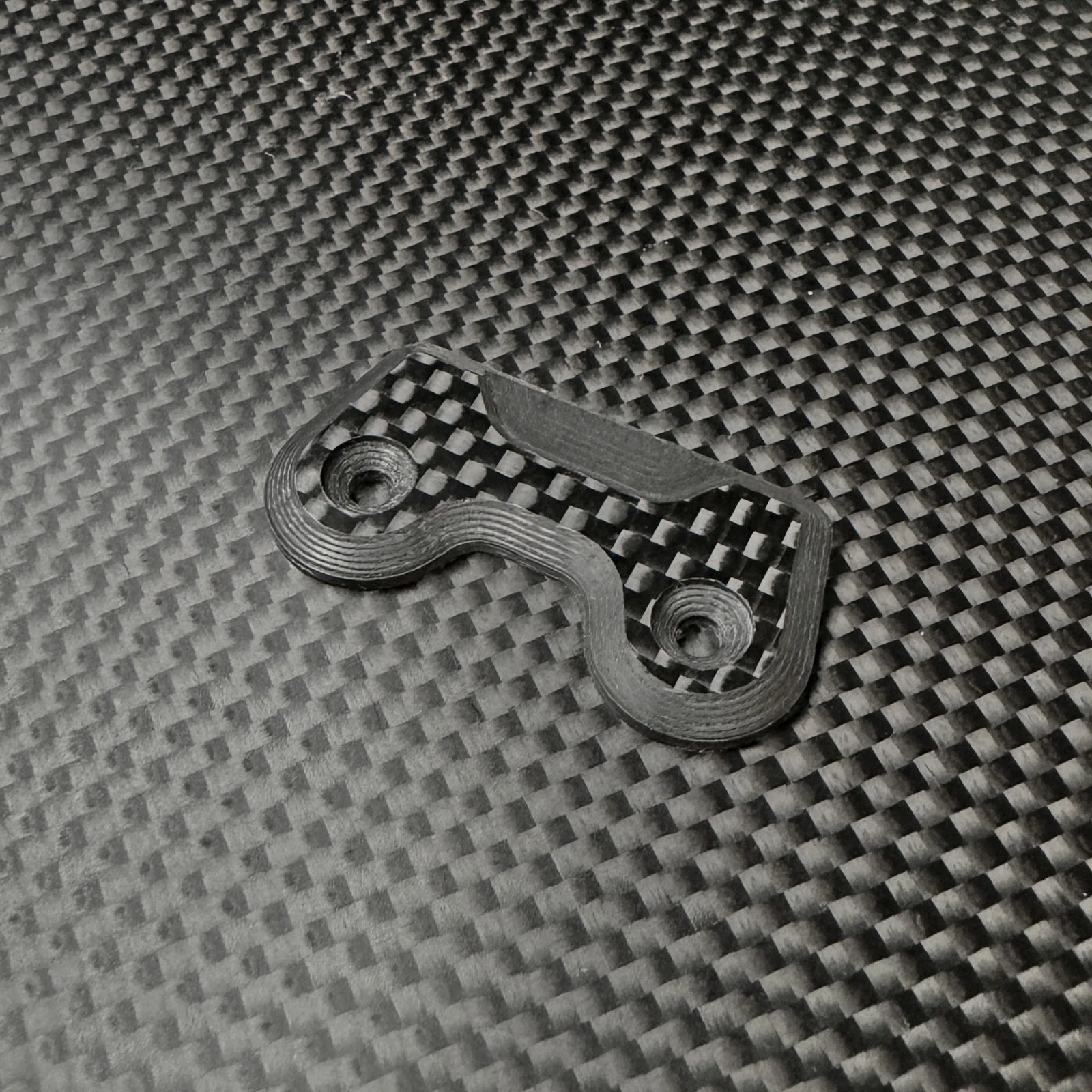 R1WURKS R1B Rear Wing Washer, Carbon