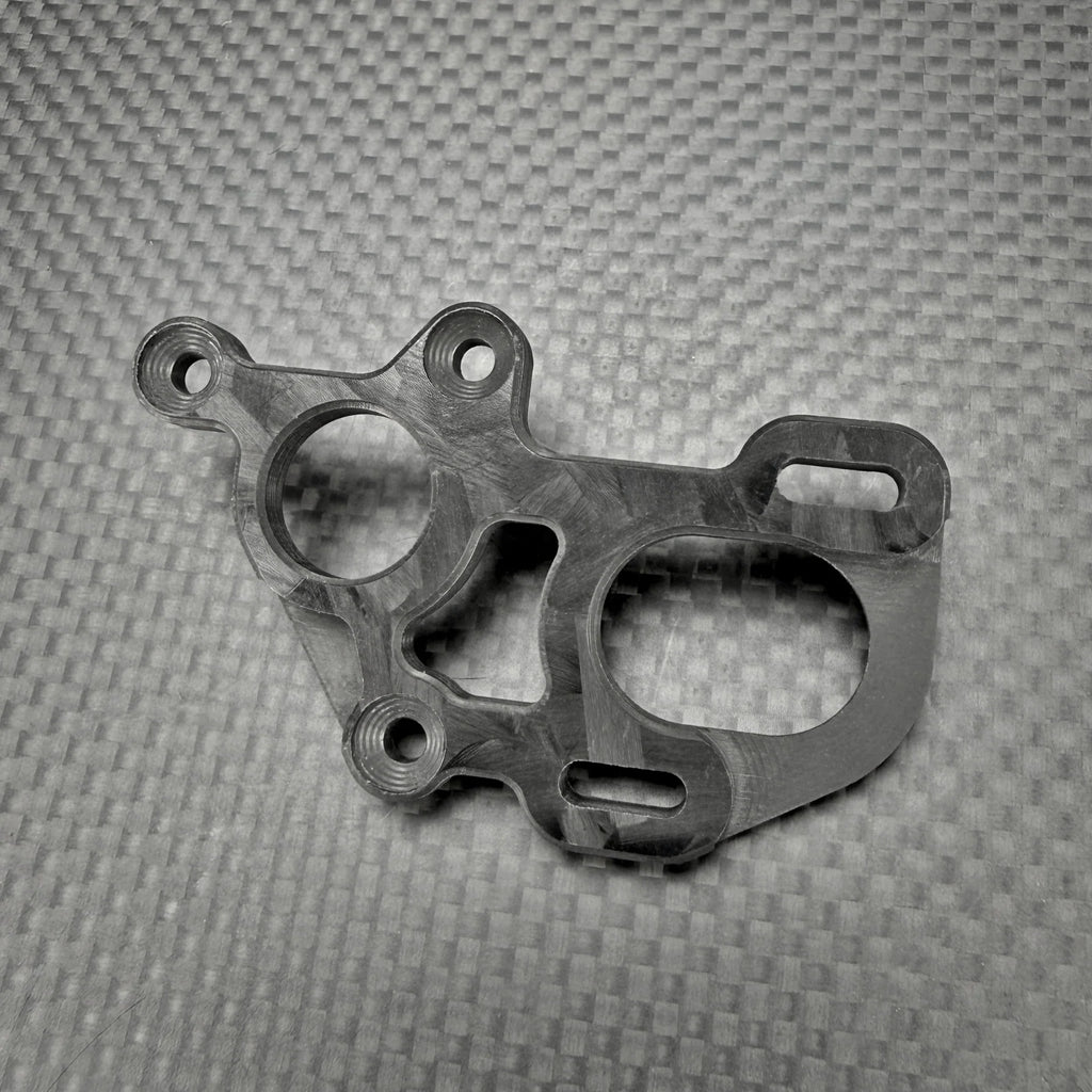 R1WURKS R1B Motor Mount, Carbon